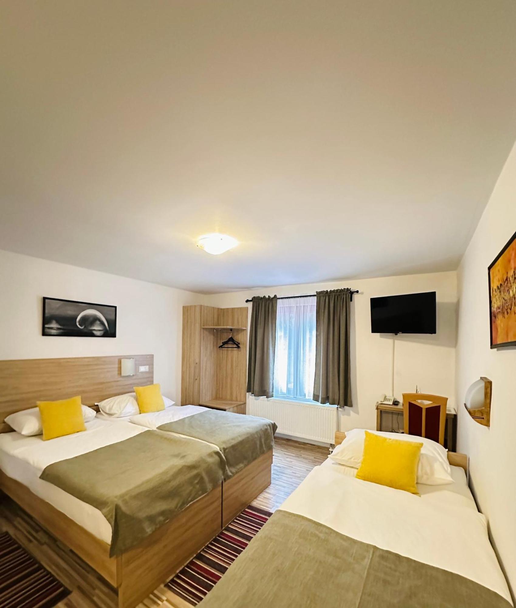 Motel Stovrela Cazin Exterior photo